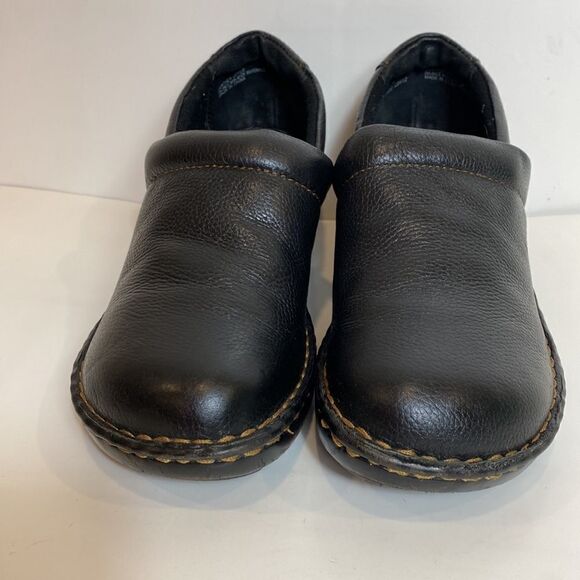 B.O.C. by Born black leather clogs size 8 - Picture 2 of 10